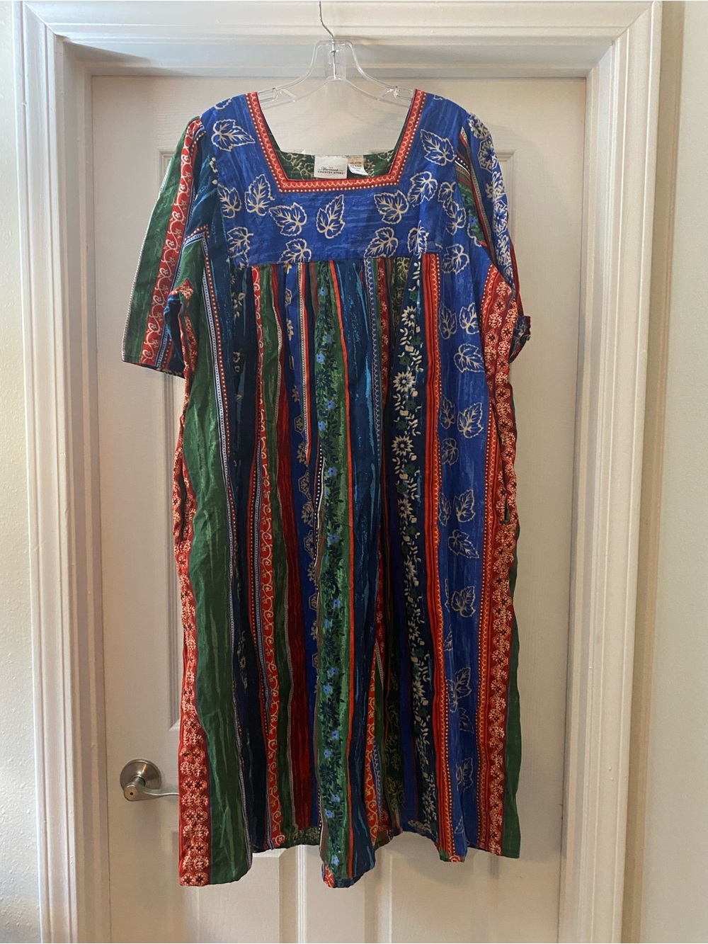 The Vermont Country Store Dress. Size 2X. Plus. Short Sleeve. Made in India.